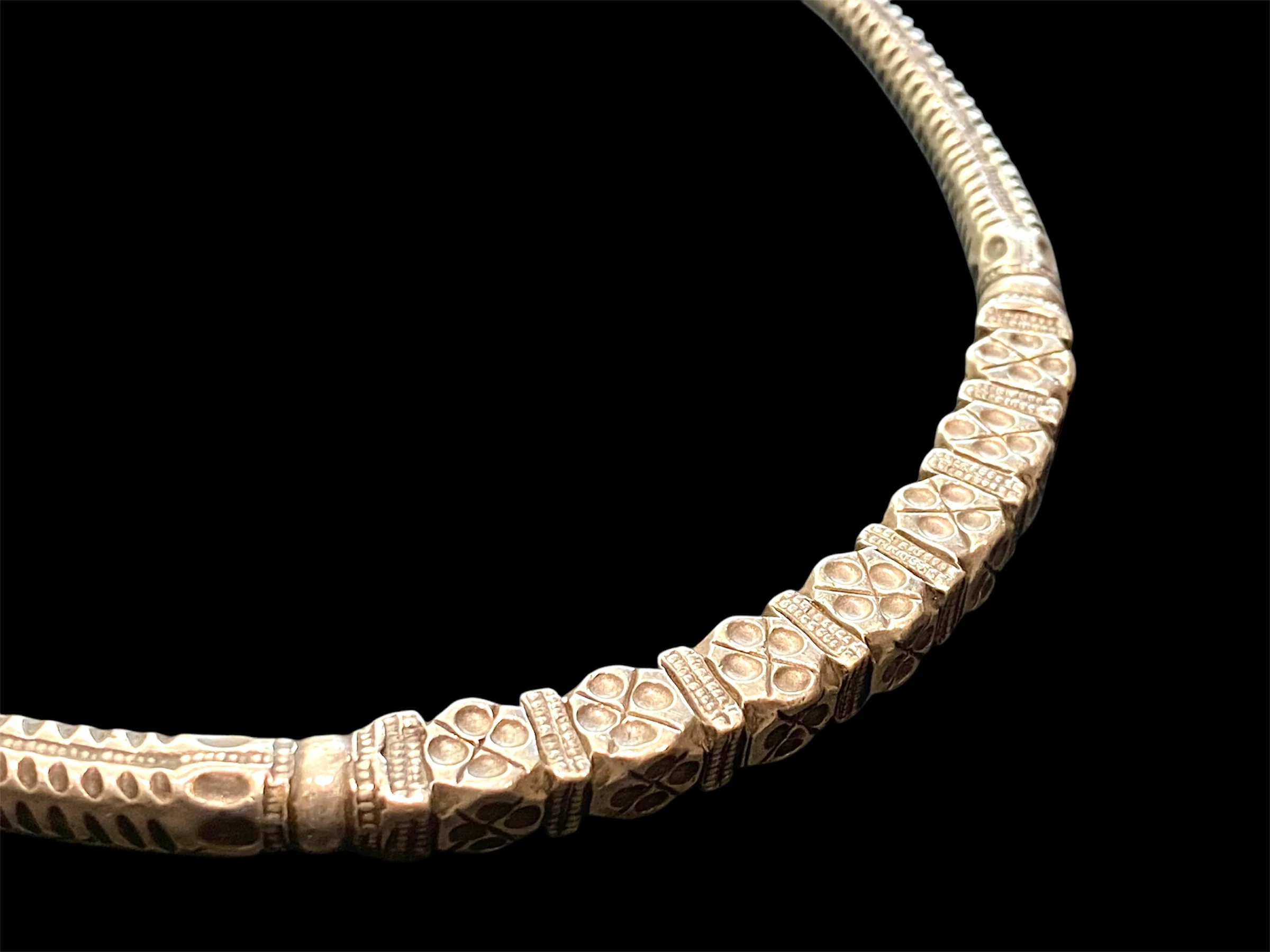 Indian Hansuli Silver Torque - Image 6