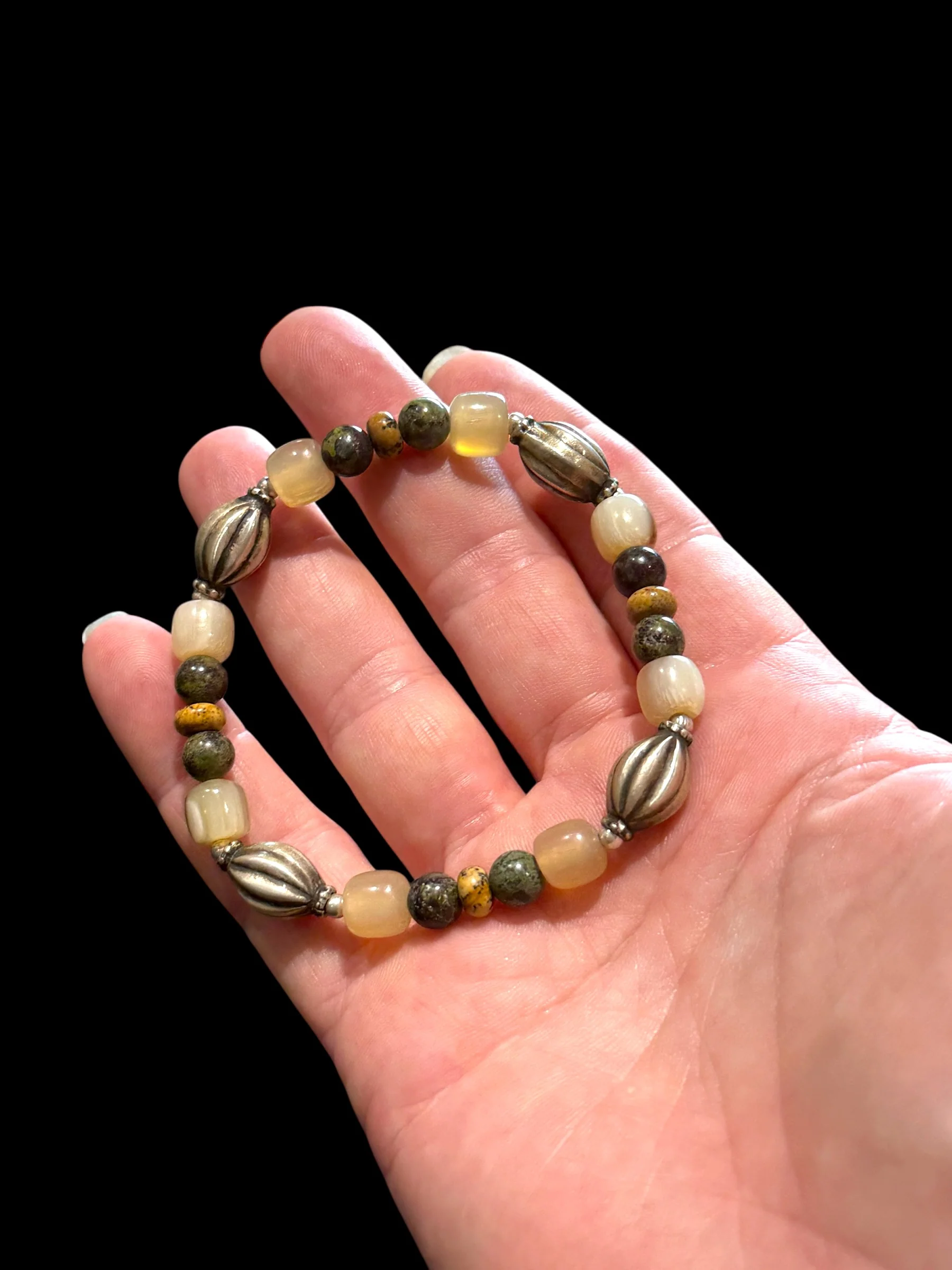 Bloodstone, Silver and Buffalo Horn Yoga Bracelet - Image 5