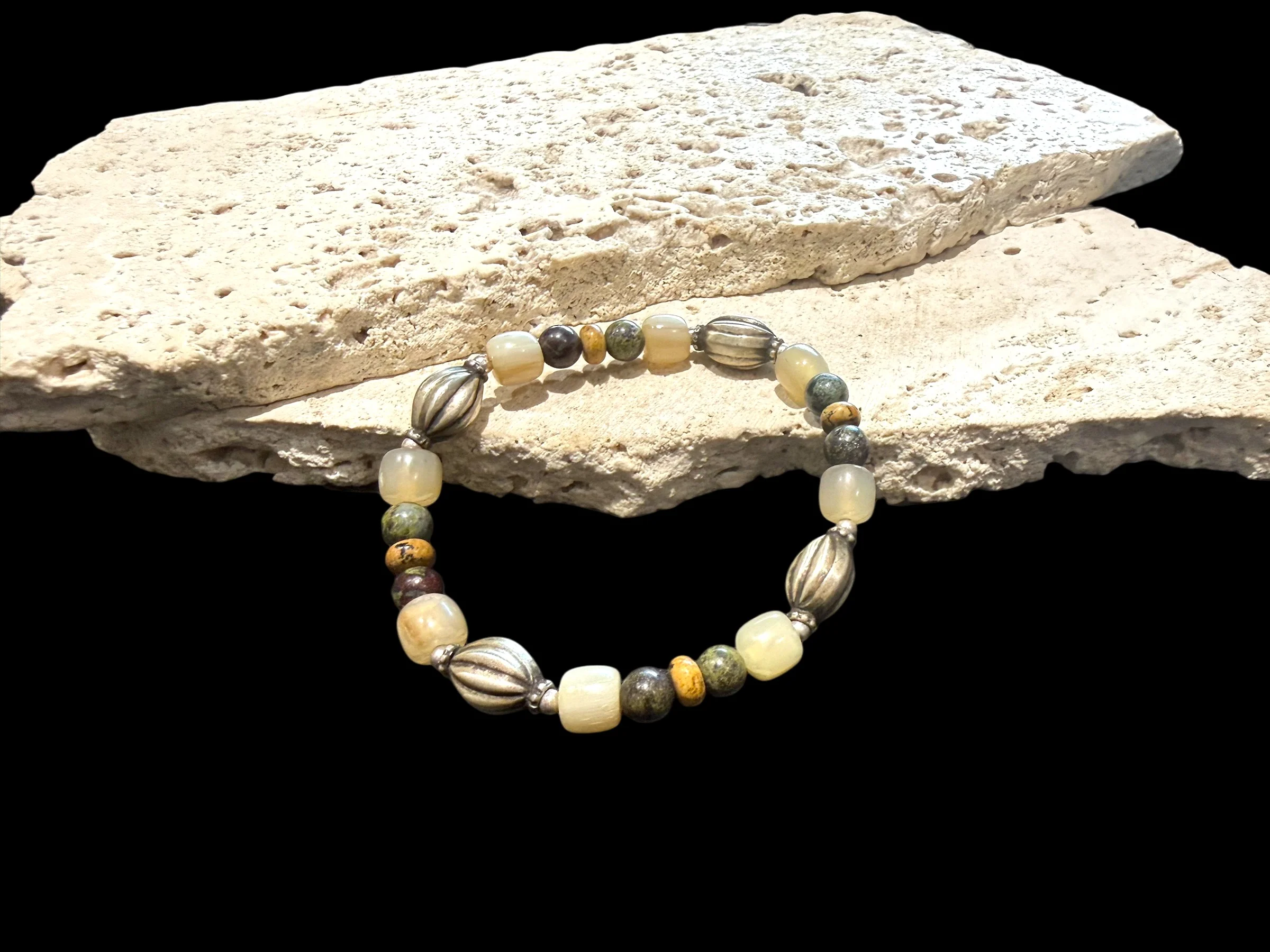 Bloodstone, Silver and Buffalo Horn Yoga Bracelet - Image 6