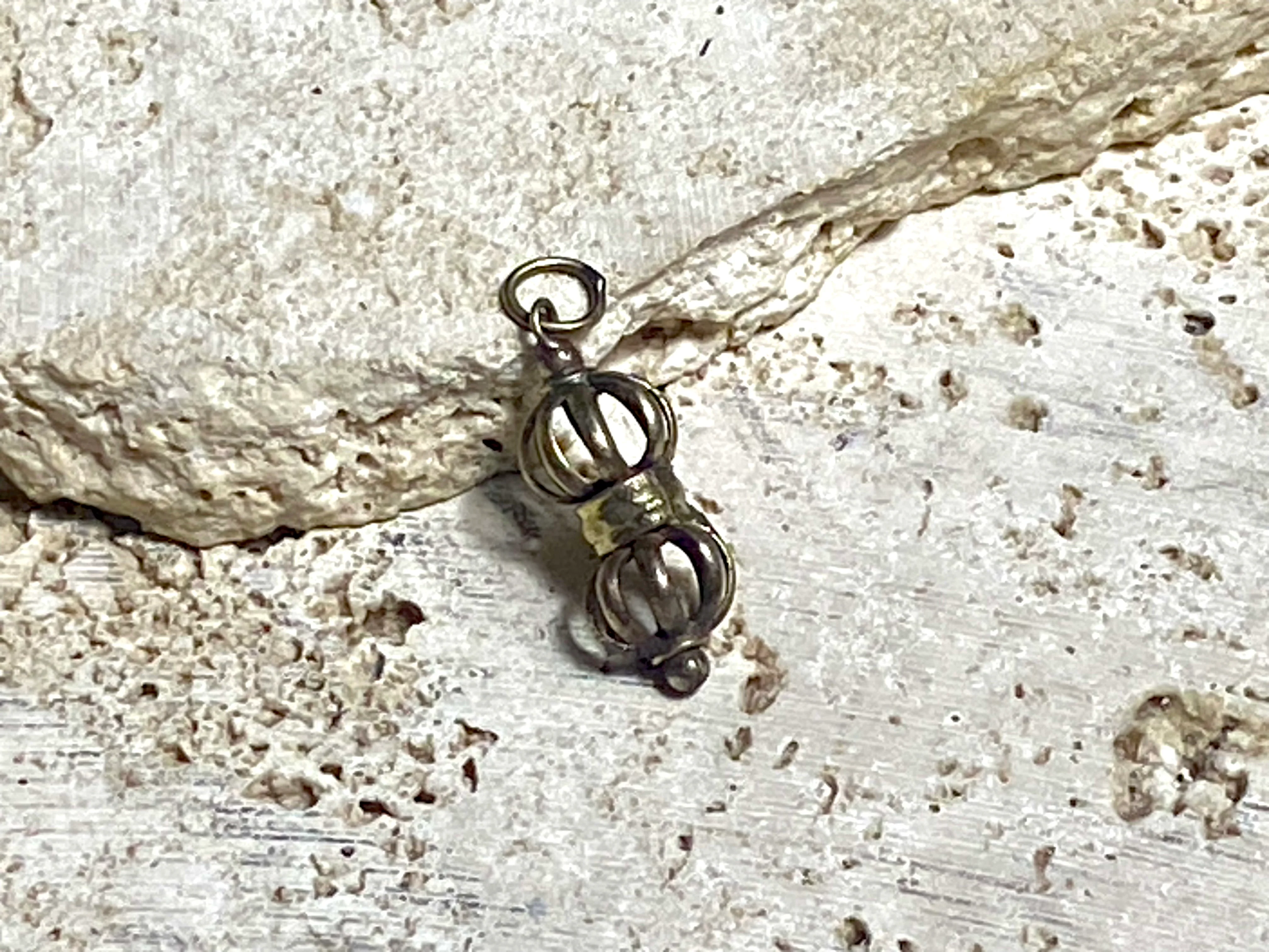 Dorje Pendant And Earrings - Image 3