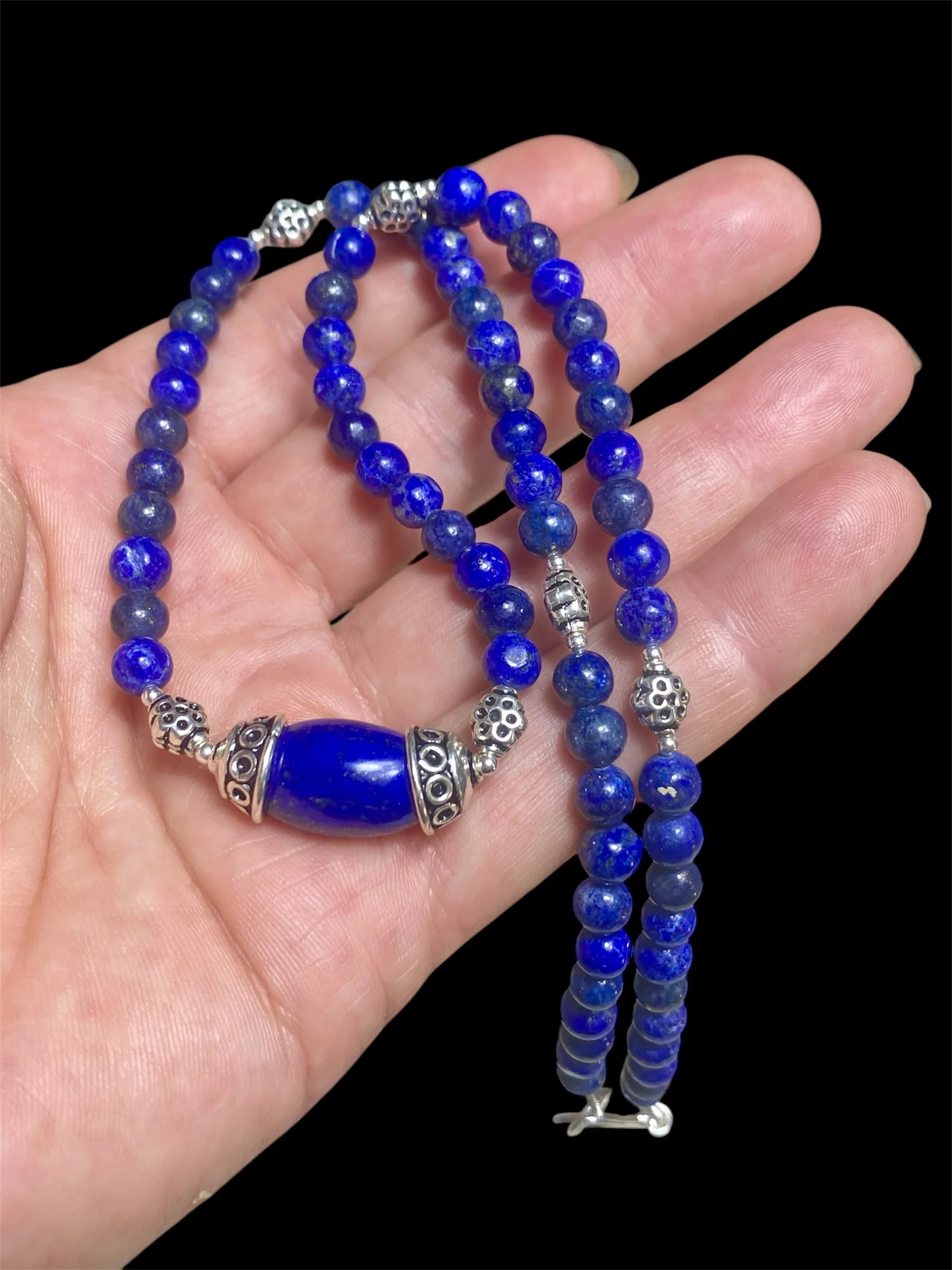 Elegant Lapis Lazuli Necklace - Image 5