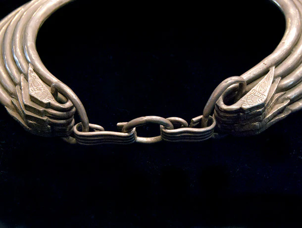 Hmong (Miao) Solid Silver Antique Five Ring Torc - Image 5