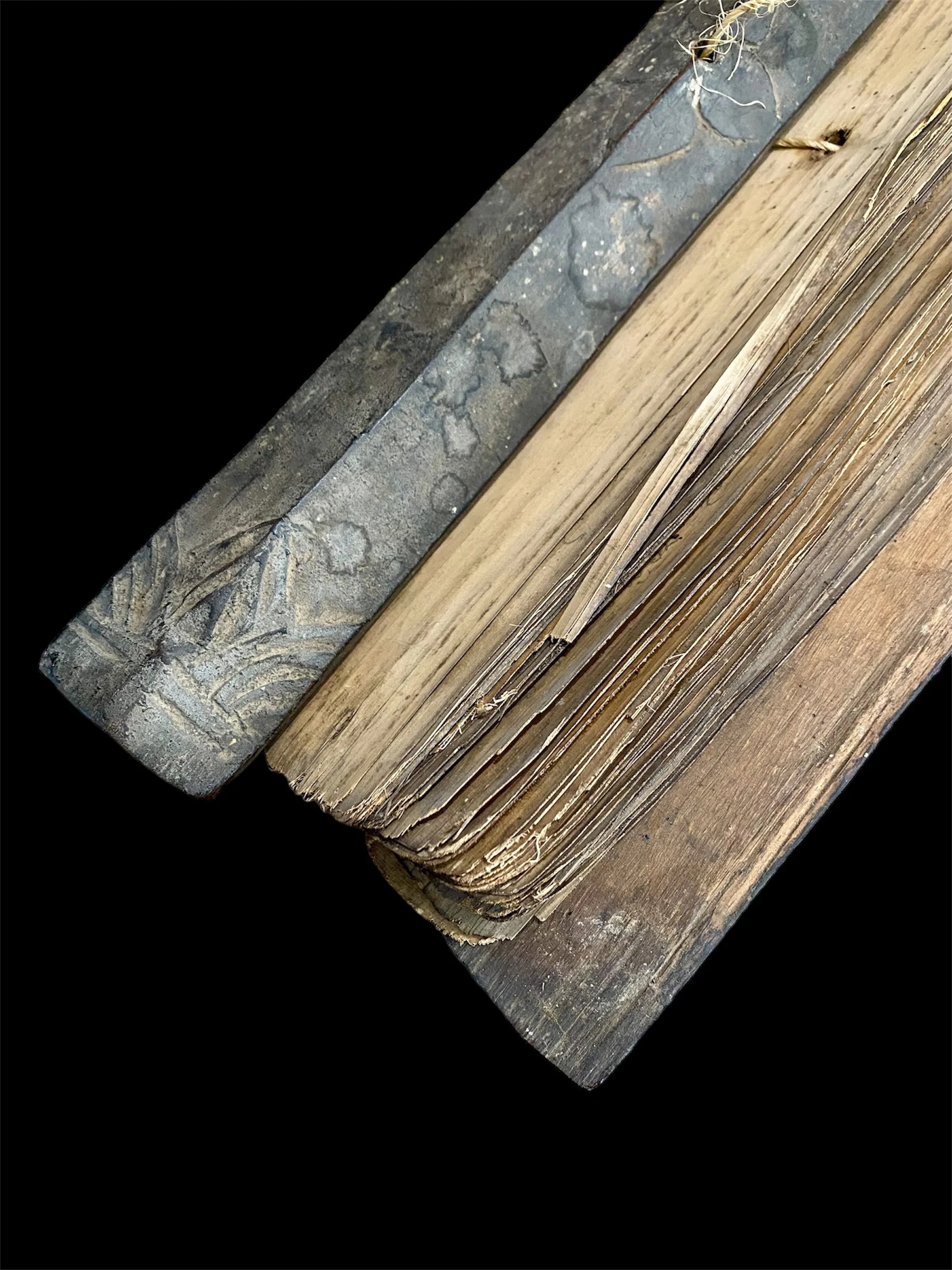 Sri Lankan Sinhalese Ola Palm Leaf Manuscript - Image 4