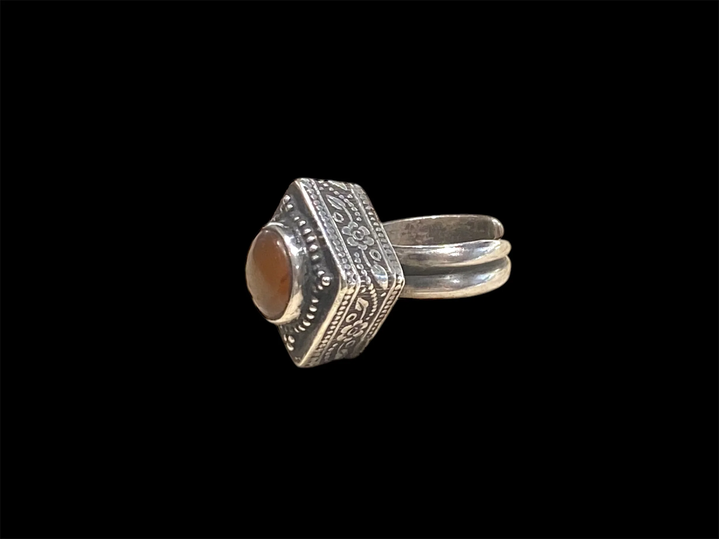 Vintage Carnelian Ring From Afghanistan