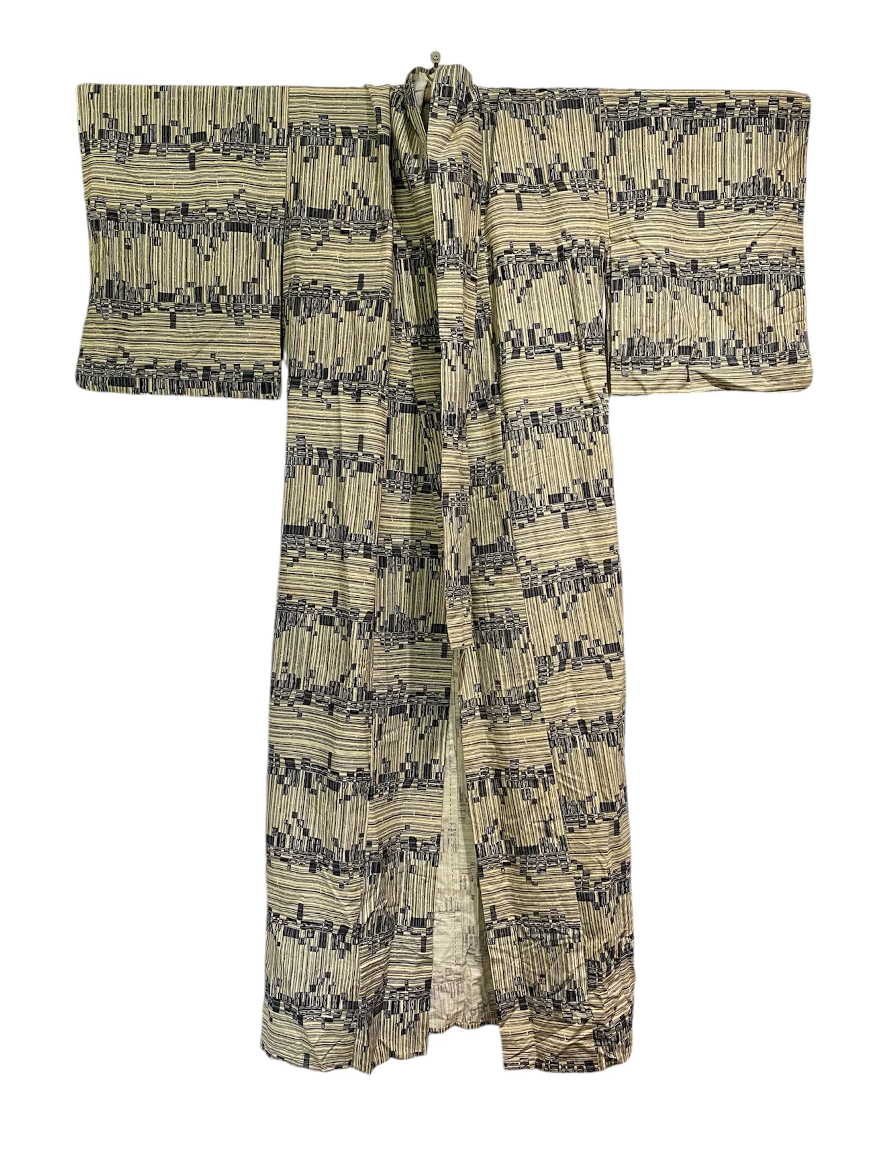 Vintage Japanese Silk Kimono in Geometric Blue Cream Pattern - Image 2