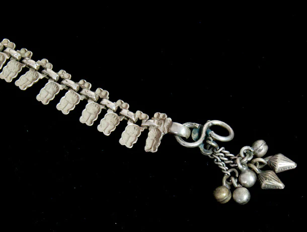 Vintage Tribal Silver Womens Anklet - Image 3